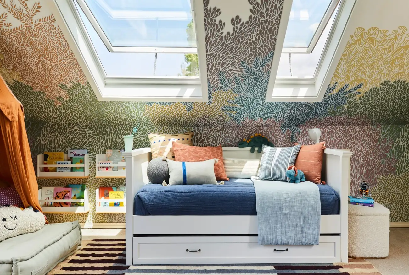 Venting skylights bringing daylight into a room
